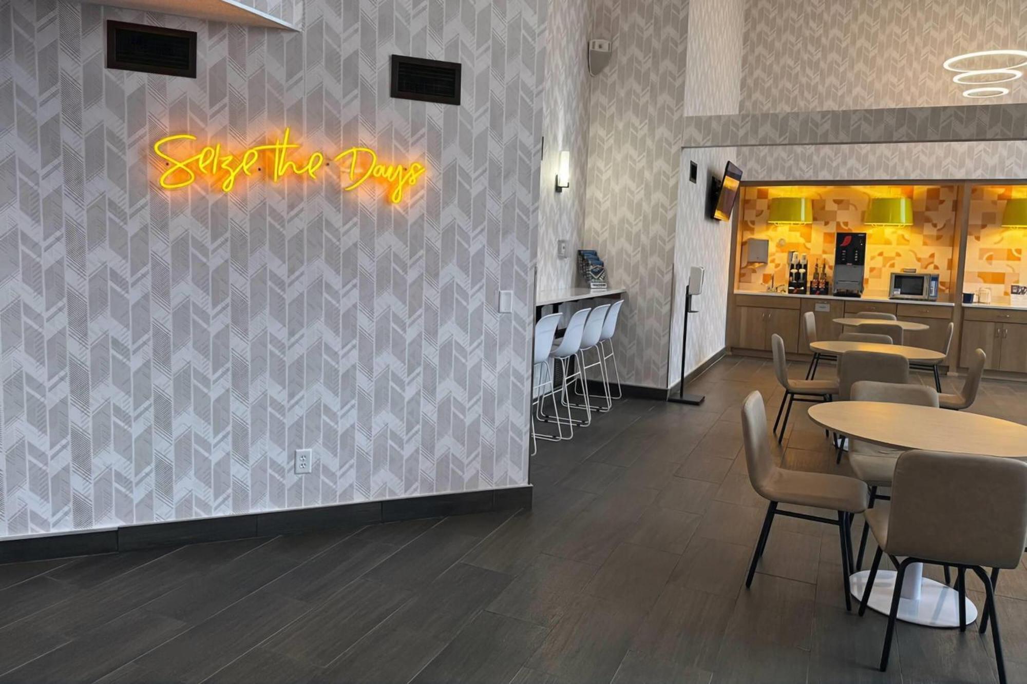 沃索戴斯套房酒店 沃沙 外观 照片